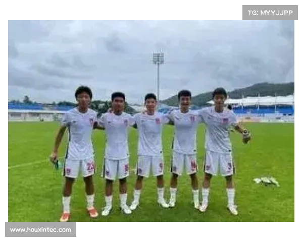 以U16国少观战狼堡为契机 我很兴奋希望能到德甲踢球 以U16国少观战狼堡为契机 我很兴奋希望能到德甲踢球
